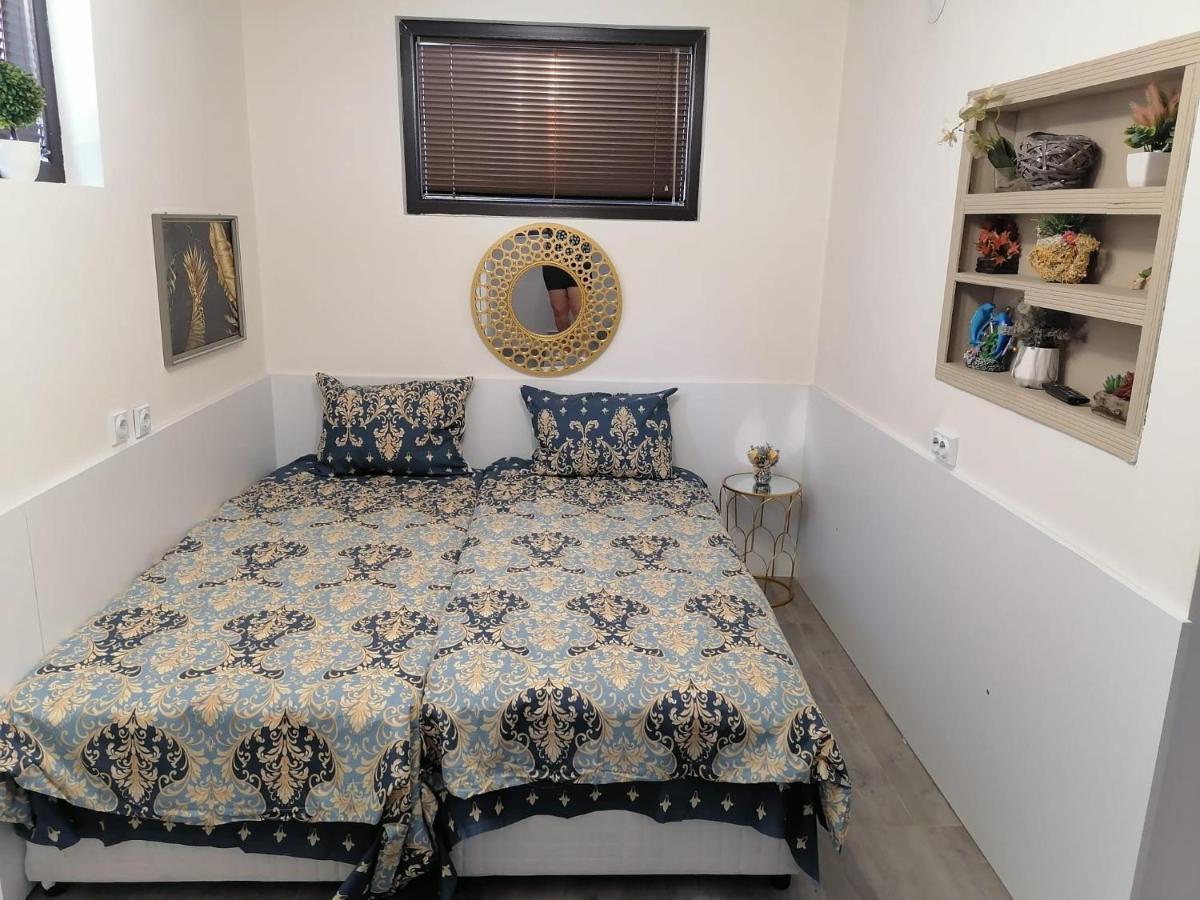 Апартамемт 3 Места С Кухня С Дворче Appartement Vratsa Buitenkant foto